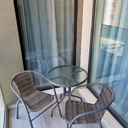 Melody Nord 10 Apartment Navodari